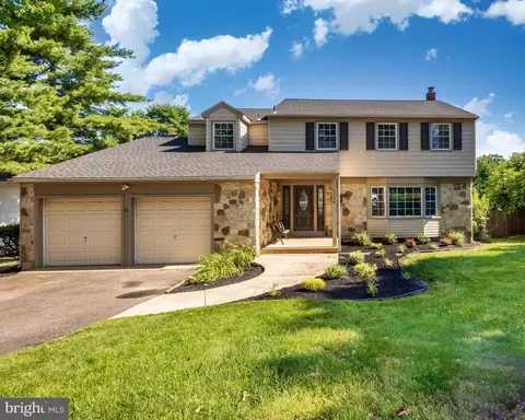 1904 Huntington Dr, Cherry Hill, NJ 08003