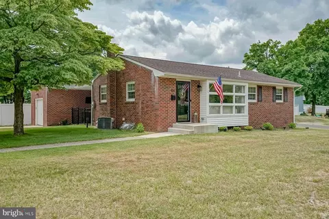 86 Jackson Rd, Berlin, NJ 08009 photo 2