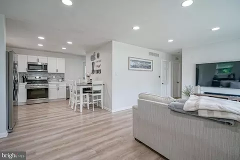 86 Jackson Rd, Berlin, NJ 08009 photo 5