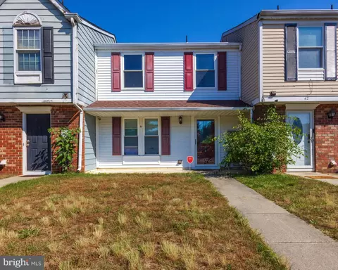 41 Victoria Manor Ct, Sicklerville, NJ 08081