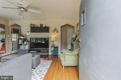 807 Graisbury Ave, Haddonfield, NJ 08033 photo 3