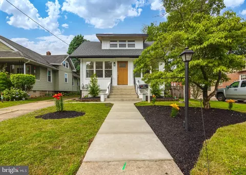 66 Manor Ave, Oaklyn, NJ 08107