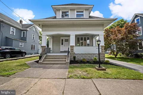 138 W Central Ave, Blackwood, NJ 08012