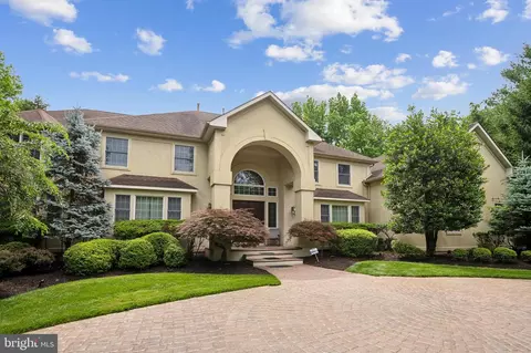10 Jodi Ct, Cherry Hill, NJ 08003