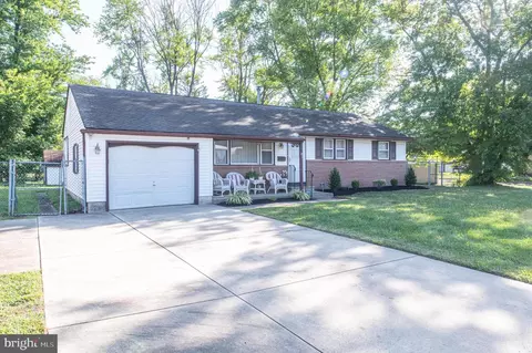 601 9th Ave, Lindenwold, NJ 08021