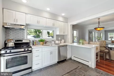 5520 Russell Ave, Pennsauken, NJ 08109