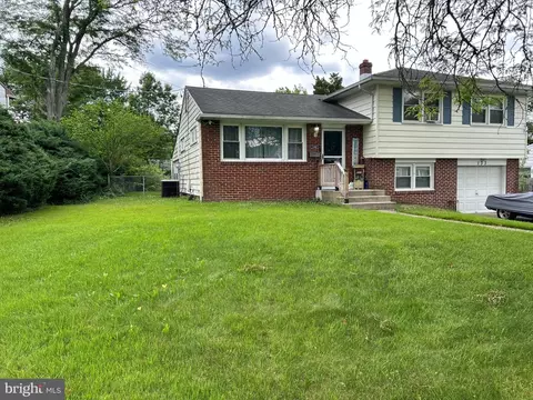 133 N Valleybrook Rd, Cherry Hill, NJ 08034