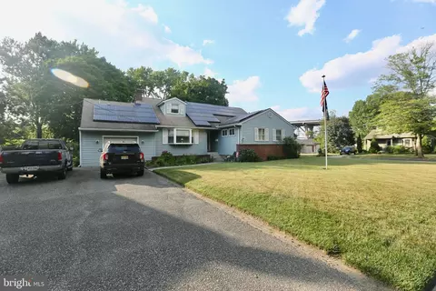 7433 Zimmerman Ave, Pennsauken, NJ 08110