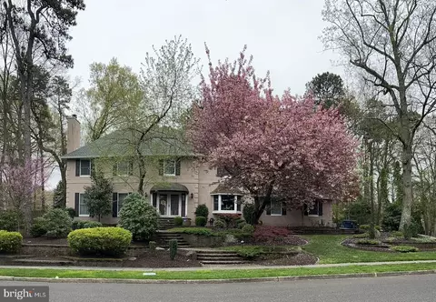 38 Holly Oak Holly Oak Dr, Voorhees, NJ 08043