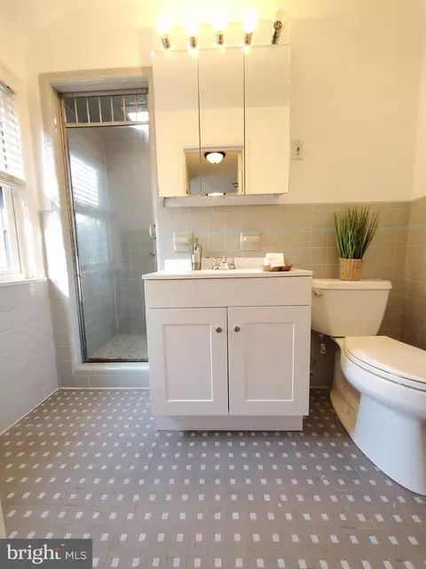 Bath - 1924 Maple Ave, Cherry Hill, NJ 08002 photo 2 of 7