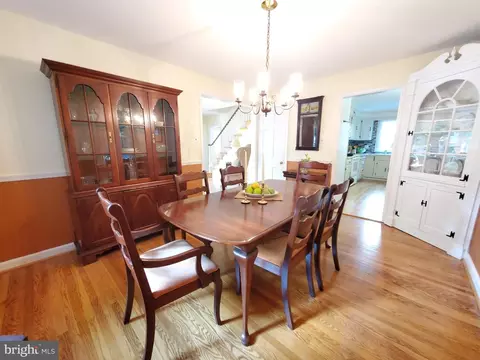 Dining - 1924 Maple Ave, Cherry Hill, NJ 08002 photo 2 of 4