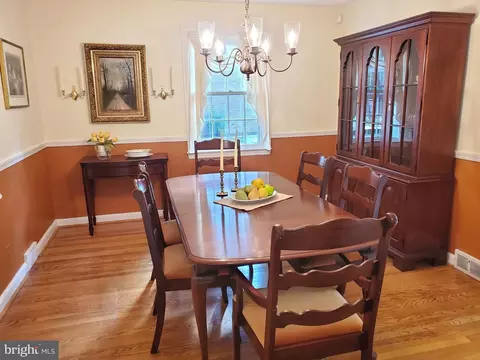 Dining - 1924 Maple Ave, Cherry Hill, NJ 08002 photo 4 of 4