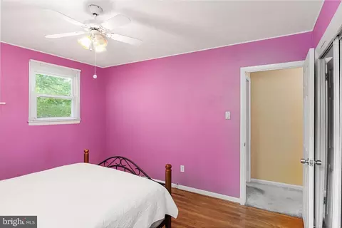Bedroom - 160 Ashbrook Rd, Cherry Hill, NJ 08034 photo 4 of 4