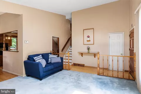 Entry Way - 160 Ashbrook Rd, Cherry Hill, NJ 08034 photo 2 of 3