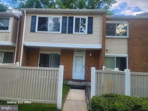 1004 Ashriver Ct, Voorhees, NJ 08043