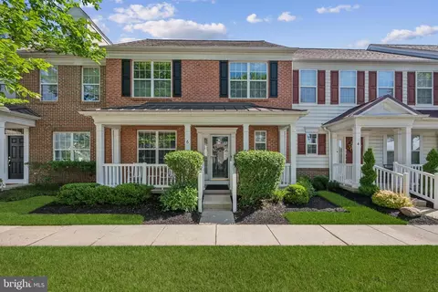 6 Matlack Dr, Voorhees, NJ 08043