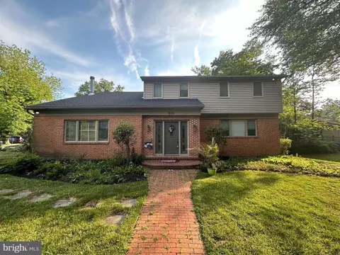 510 Morris Dr, Cherry Hill, NJ 08003
