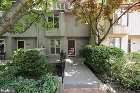 110 The Mews, Haddonfield, NJ 08033