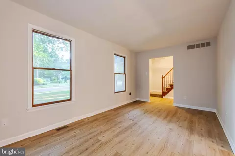 2 Whiting St, Berlin, NJ 08009 photo 3