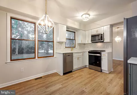 2 Whiting St, Berlin, NJ 08009 photo 8