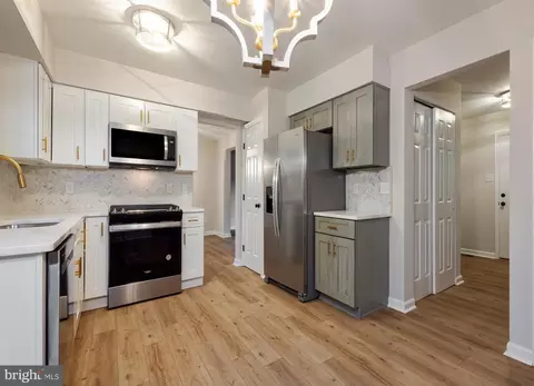 2 Whiting St, Berlin, NJ 08009 photo 9