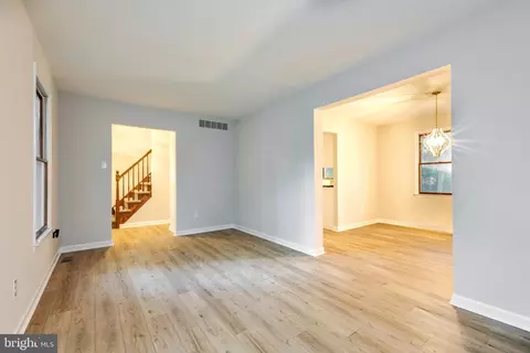 2 Whiting St, Berlin, NJ 08009 photo 4