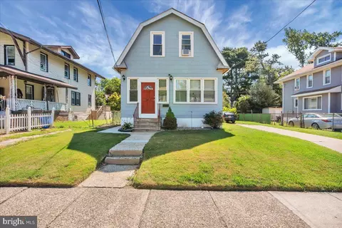 312 Evergreen Ave, Oaklyn, NJ 08107