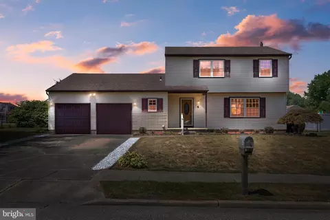4 Susan Ln, Waterford Works, NJ 08089