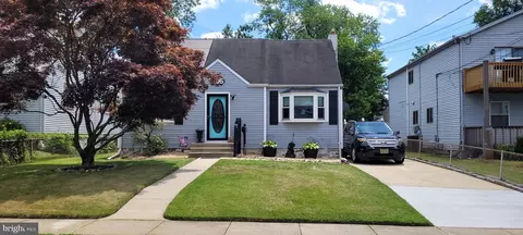 106 W 5th Ave, Runnemede, NJ 08078