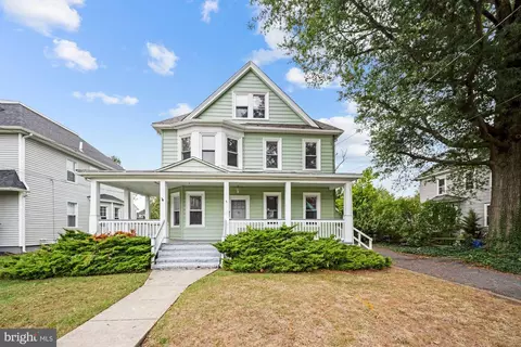 113 E Stiles Ave, Collingswood, NJ 08108