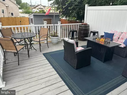 Exterior - 24 E 5th Ave, Runnemede, NJ 08078 photo 2 of 3