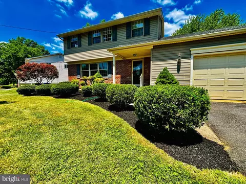 Exterior - 3 Ramsgate Rd, Cherry Hill, NJ 08003 photo 4 of 13
