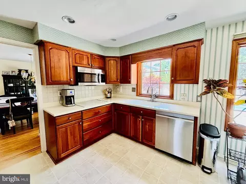 Kitchen - 3 Ramsgate Rd, Cherry Hill, NJ 08003 photo 2 of 5