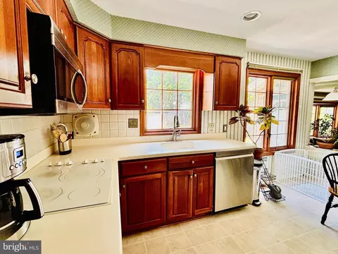 Kitchen - 3 Ramsgate Rd, Cherry Hill, NJ 08003 photo 4 of 5
