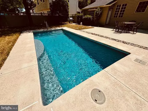 Exterior - 3 Ramsgate Rd, Cherry Hill, NJ 08003 photo 8 of 13