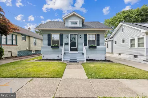 139 E Pine St, Audubon, NJ 08106