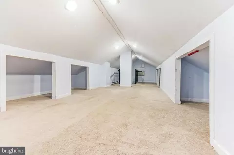 Entry Way - 139 E Pine St, Audubon, NJ 08106 photo 10 of 12