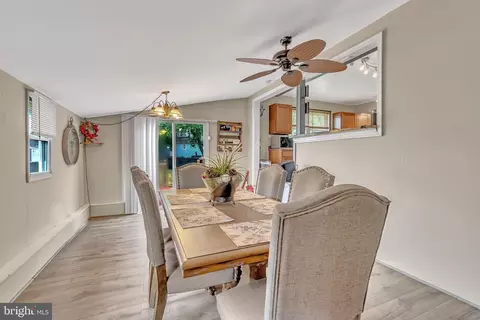 Dining - 139 Evesham Rd, Runnemede, NJ 08078 photo 1 of 2