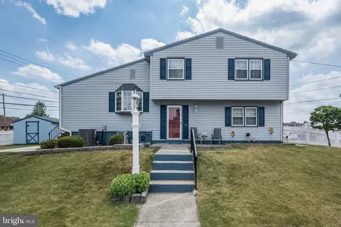 200 Welsh Ave, Bellmawr, NJ 08031