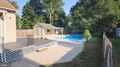 6562 Walnut Ave, Pennsauken, NJ 08109