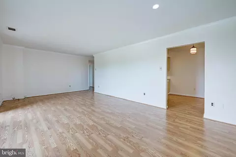 Living - 409 Haddonfield Cmns #409, Haddonfield, NJ 08033 photo 3 of 5