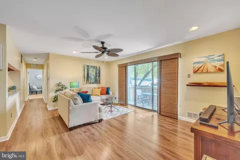 109 The Woods, Cherry Hill, NJ 08003