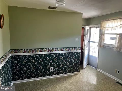 Entry Way - 1012 Turnerville Rd, Pine Hill, NJ 08021 photo 2 of 2