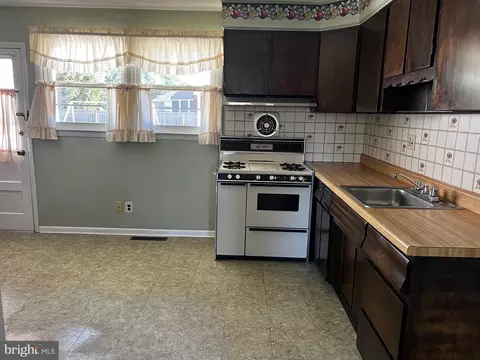Kitchen - 1012 Turnerville Rd, Pine Hill, NJ 08021 photo 2 of 2