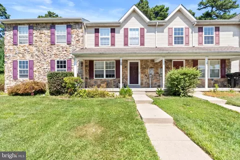 26 Normans Ford Dr, Sicklerville, NJ 08081