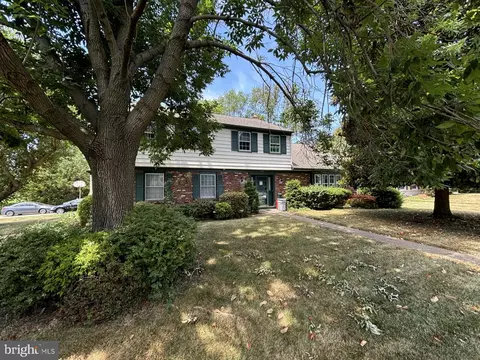 311 W Crystal Lake Ave, Haddonfield, NJ 08033
