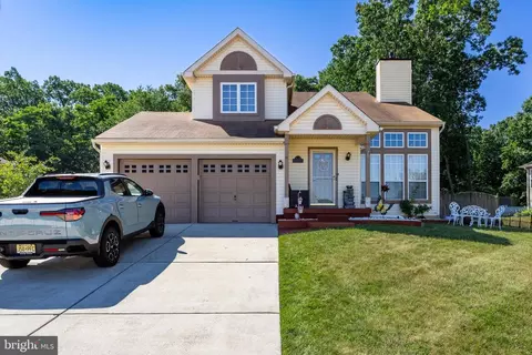 11 Duke Dr, Sicklerville, NJ 08081