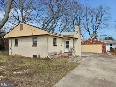52 Park Ave, Berlin, NJ 08009