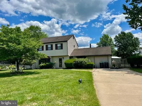 2 Maiese Dr, Waterford Works, NJ 08089