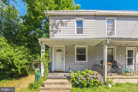 528 Main St, Cherry Hill, NJ 08002